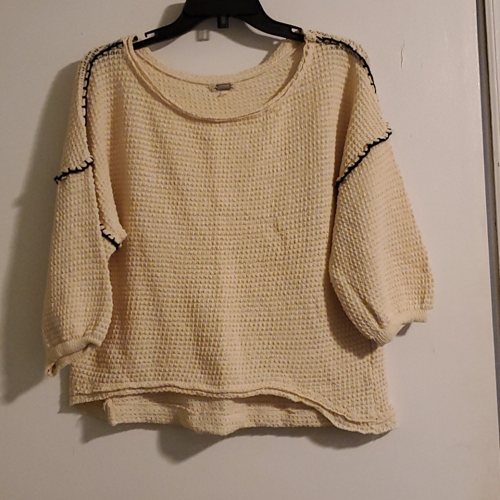 Oversized crop sweater